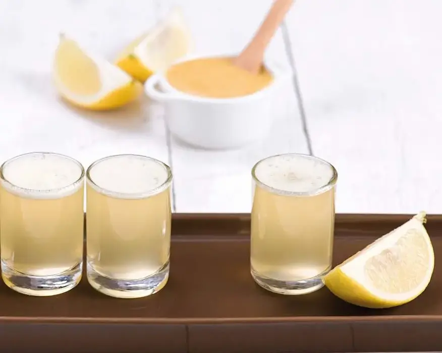 Jak przygotować kolano pszczoły drink – idealny przepis na lato