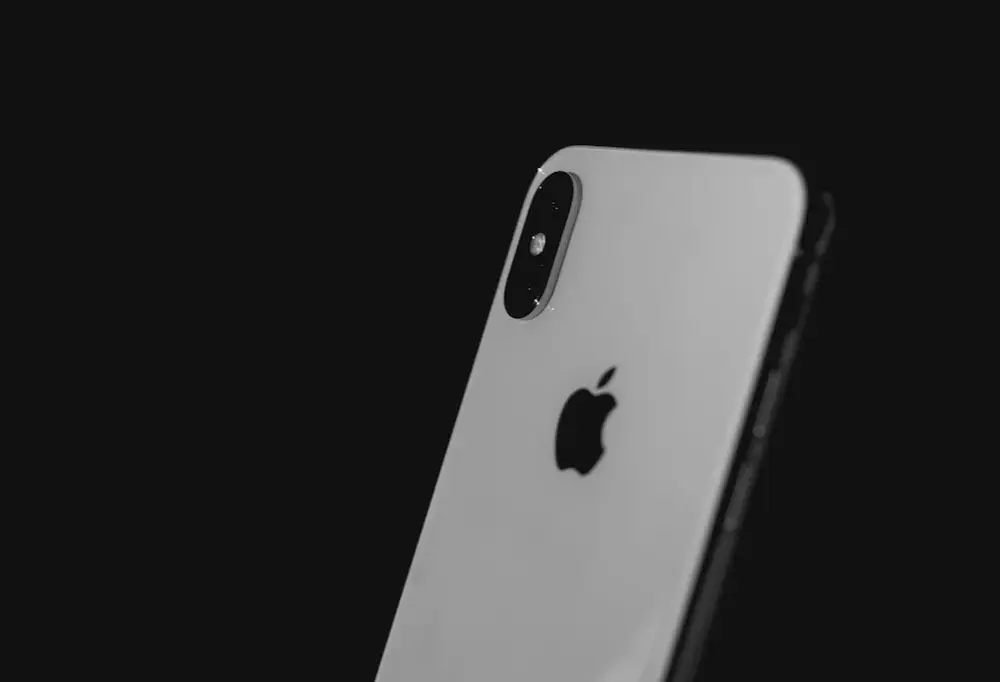 iPhone do 2000 zł – jak znaleźć najlepszy model w przystępnej cenie?