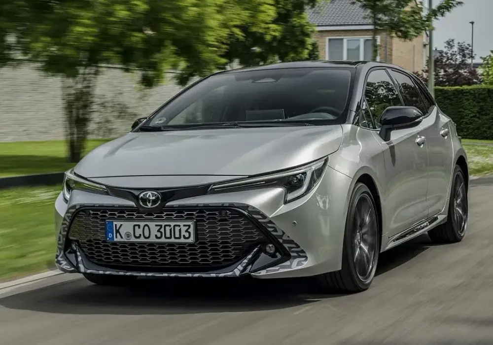 Ile naprawdę kosztuje nowa Toyota Corolla? Sprawdź ceny i oszczędności!