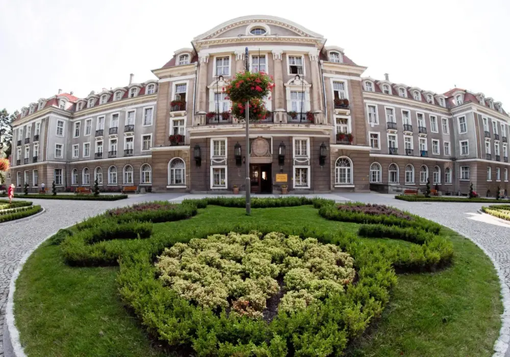 Gdzie NFZ Białystok kieruje do sanatorium? Lista placówek i procedura skierowania