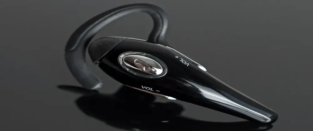 Jaka słuchawka bluetooth - najlepsze modele, które warto mieć w 2025