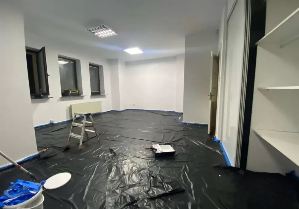 Ile się płaci za malowanie ścian? Sprawdź ceny i ukryte koszty.
