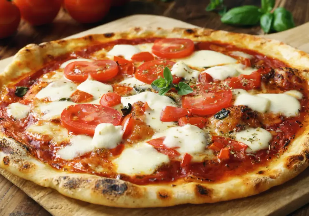 Kiedy powstała pizza? Zaskakująca historia, której nie znasz