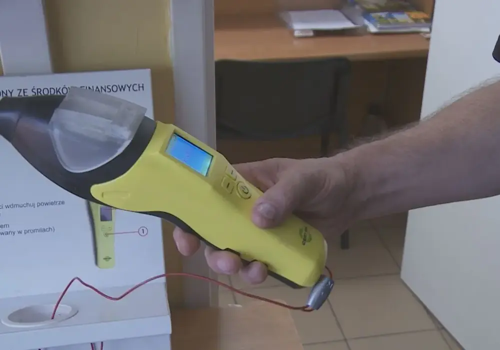 Czy można odmówić dmuchania w alkomat? Konsekwencje odmowy i prawa kierowcy