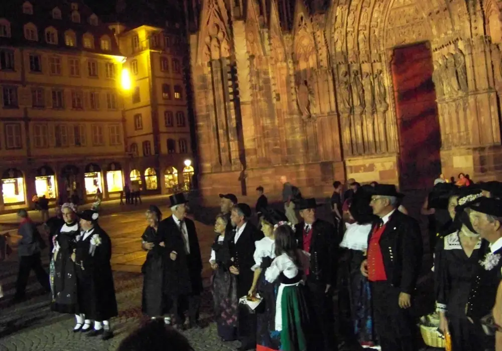 Alzatczycy: tajemnice kultury i tożsamości między Francją a Niemcami