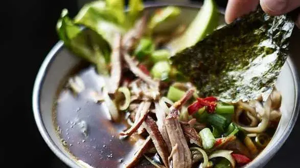 Grzybowy ramen