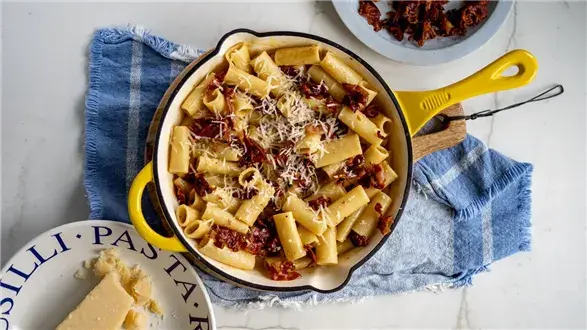 Makaron alla carbonara z guanciale 