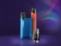 Vapeadores Vuse con nic salts, uno azul, uno naranja y un cartucho transparente.
