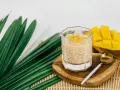 Deser z tapioki z mango. Czy wiesz, tapioka co to? Małe kuleczki w mleku, z kawałkami owoców.