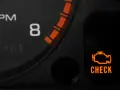 Pomarańczowa kontrolka "check engine" świeci się na desce rozdzielczej Audi A3 8P, sygnalizując problem z silnikiem.