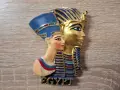 Pamiątka z Egiptu: magnes z wizerunkiem Nefertiti i faraona. Idealny pomysł, co przywieźć z Egiptu.