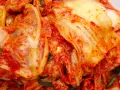 Kimchi: Co to jest? Smak, zdrowie i przepisy na koreańską kiszonkę