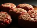 Jak doprawić mięso na burgery? Klucz do soczystości i smaku