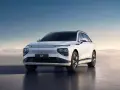 Biały SUV Xpeng G9 z nowoczesnym designem, idealny dla rodziny. Sprawdź atrakcyjną xpeng g9 cenę!