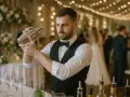Ile kosztuje barman na wesele 2025? Ceny, pakiety i budżet