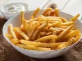 Chrupiące frytki z frytkownicy, idealne do obiadu. Proste air fryer przepisy obiad.