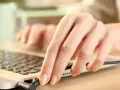 Pojemność baterii laptopa a czas pracy: co musisz wiedzieć, aby nie rozczarować się