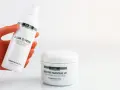 Szukasz dmk kosmetyki gdzie kupić? Na zdjęciu widać Aqua D'Herb i Enzyme Masque #1 od DMK.