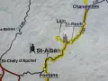 Carte détaillée du GR 65 Chemin de Compostelle : Le Malzieu, St-Alban, Fontans. Un pèlerin silhouette sur la route.