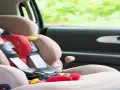 Od kiedy dziecko z przodu samochodu? Przepisy i bezpieczeństwo w podróży