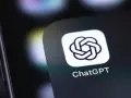 Ikona aplikacji ChatGPT na ekranie telefonu. Odkryj możliwości darmowego chat gpt i twórz niesamowite treści.