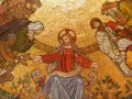Jezus w otoczeniu ludzi, w tym niewierny Tomasz, który wyciąga rękę do jego boku.