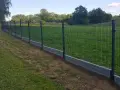 Jak postawić płot panelowy - uniknij najczęstszych błędów i kosztów