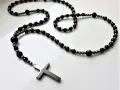 Naszyjnik jak różaniec – elegancka biżuteria z głębokim znaczeniem