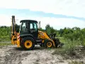 Ile trwa kurs na koparko ładowarkę? Poznaj czas i szczegóły szkolenia