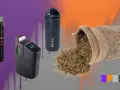 Tres vaper pequeños y una bolsa de hierbas secas, listos para disfrutar.