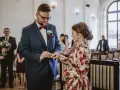 Jakie kolory sukienki do ślubu cywilnego, by wyglądać zjawiskowo?