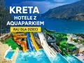 Kreteńskie hotele z aquaparkiem to raj dla dzieci. Kolorowe zjeżdżalnie wodne wpadają do basenów, a w tle błękitne morze.
