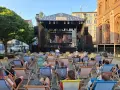 Kołobrzeg tanecznym krokiem: Kluby, dancingi, imprezy. Wybierz swój styl!