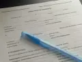 Umowa darowizny samochodu dla współwłaściciela. Dokument zawiera dane darczyńcy i obdarowanego, szczegóły pojazdu.
