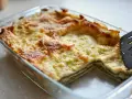 Lasagne ze szpinakiem i fetą: odkryj kremowe sosy bez pomidorów