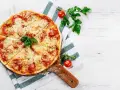 Pyszny przepis na pizzę bezglutenową, którą pokochasz bez wyrzeczeń