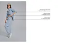 Modelka prezentuje jeansy. Rozmiar 36 ile to cm w pasie? Na zdjęciu zaznaczono obwód w pasie, biodrach i biuście.