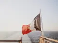 Ile płynie prom z Calais do Dover? Sprawdź czas przeprawy!