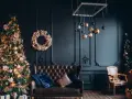 Jak ozdobić żyrandol na święta, by stworzyć magiczną atmosferę w domu
