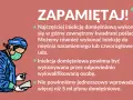 Lekarz w niebieskim fartuchu i masce przygotowuje zastrzyk w pośladek. Pamiętaj o prawidłowym miejscu podania!