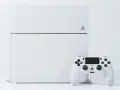Consola PlayStation 4 blanca y mando DualShock 4 blanco, como cuando salió la Play 4.