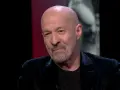 Primo piano di Marco Berry, con barba e testa rasata, in un'intervista che svela aspetti della sua vita privata.