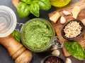 Mrożenie bazylii: Jak zachować aromat na rok? Sprawdzone metody