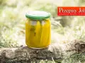 Jak zrobić chrupiące ogórki w curry? Sprawdzony przepis!