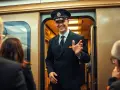 Ile zarabia kierownik pociągu? Zaskakujące różnice w wynagrodzeniu