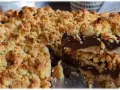 Sbriciolata alla Nutella golosa, con strati di crema al cioccolato e croccante frolla sbriciolata. Un dolce irresistibile per ogni occasione.