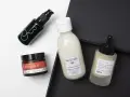 Szukasz pomysłów, co kupić na Węgrzech kosmetyki? Zobacz te luksusowe produkty do pielęgnacji: serum, tonik i krem.