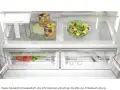 Einblick in den Kühlschrank: Obst und Gemüse in den VitaFresh Schubladen, bereit zur Lagerung.