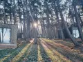 Tani nocleg nad morzem? Sekrety rezerwacji bez pułapek!