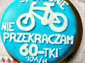 Napis na tort na 60. urodziny: 100+ pomysłów. Wybierz idealny!